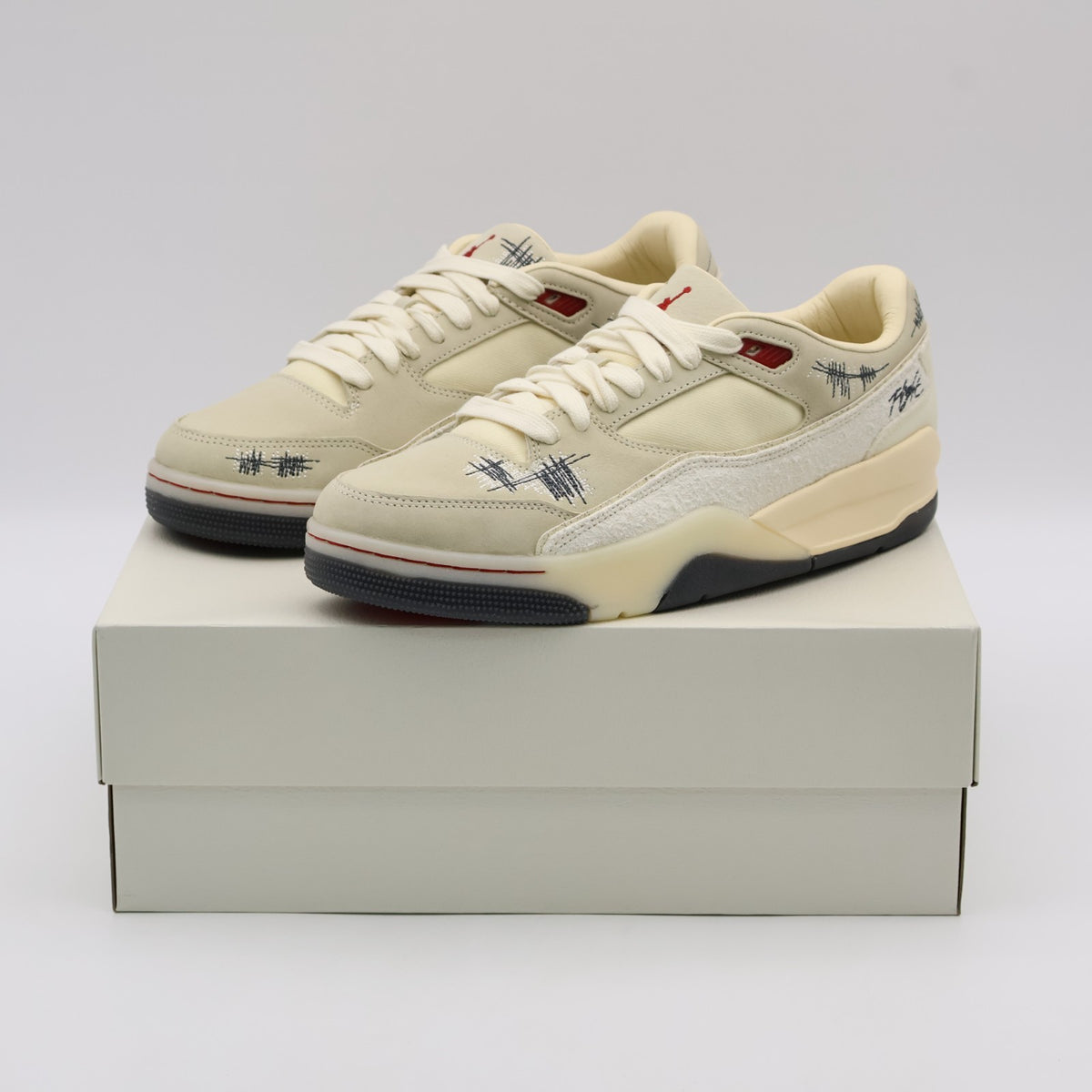 HQ2958-100 Who Decides War Ã Nike  Jordan Flight Court Muslin (Women's)