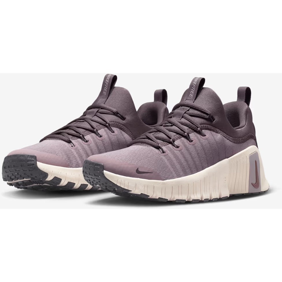 FJ7126-200 Nike Free Metcon 6 Light Violet Ore Violet Ore Chalk Tattoo (Women's)