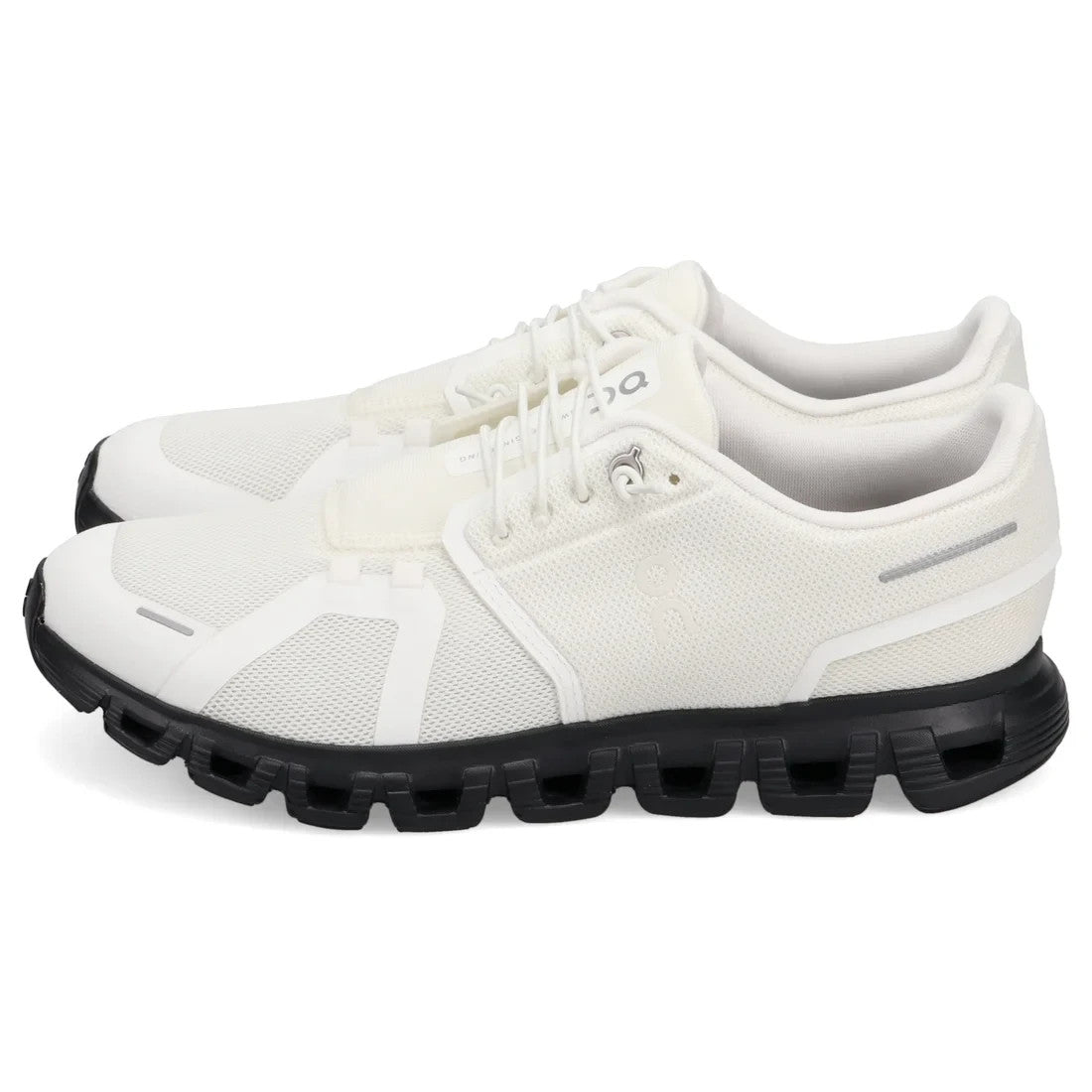 3MF10070462 On Cloud 6 "White/Black" (Men's)