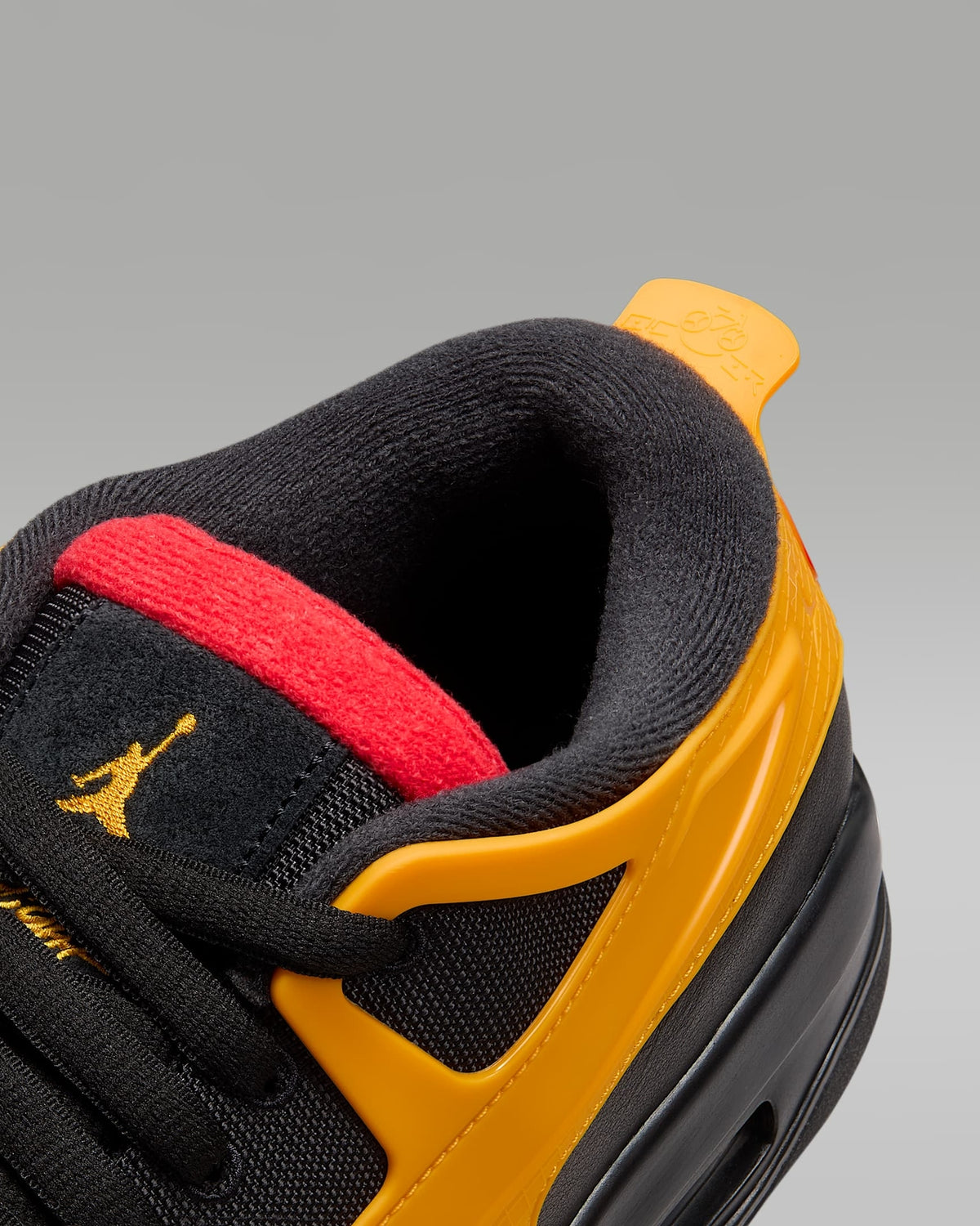 FQ7939-007 Nike Air Jordan 4 RM Bruce Lee (Men's)