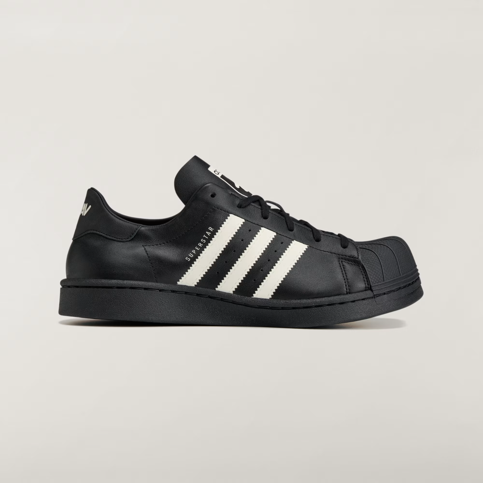 KI0733 Avavav adidas Super Star Core Black Mist Stone Off White (Women's)