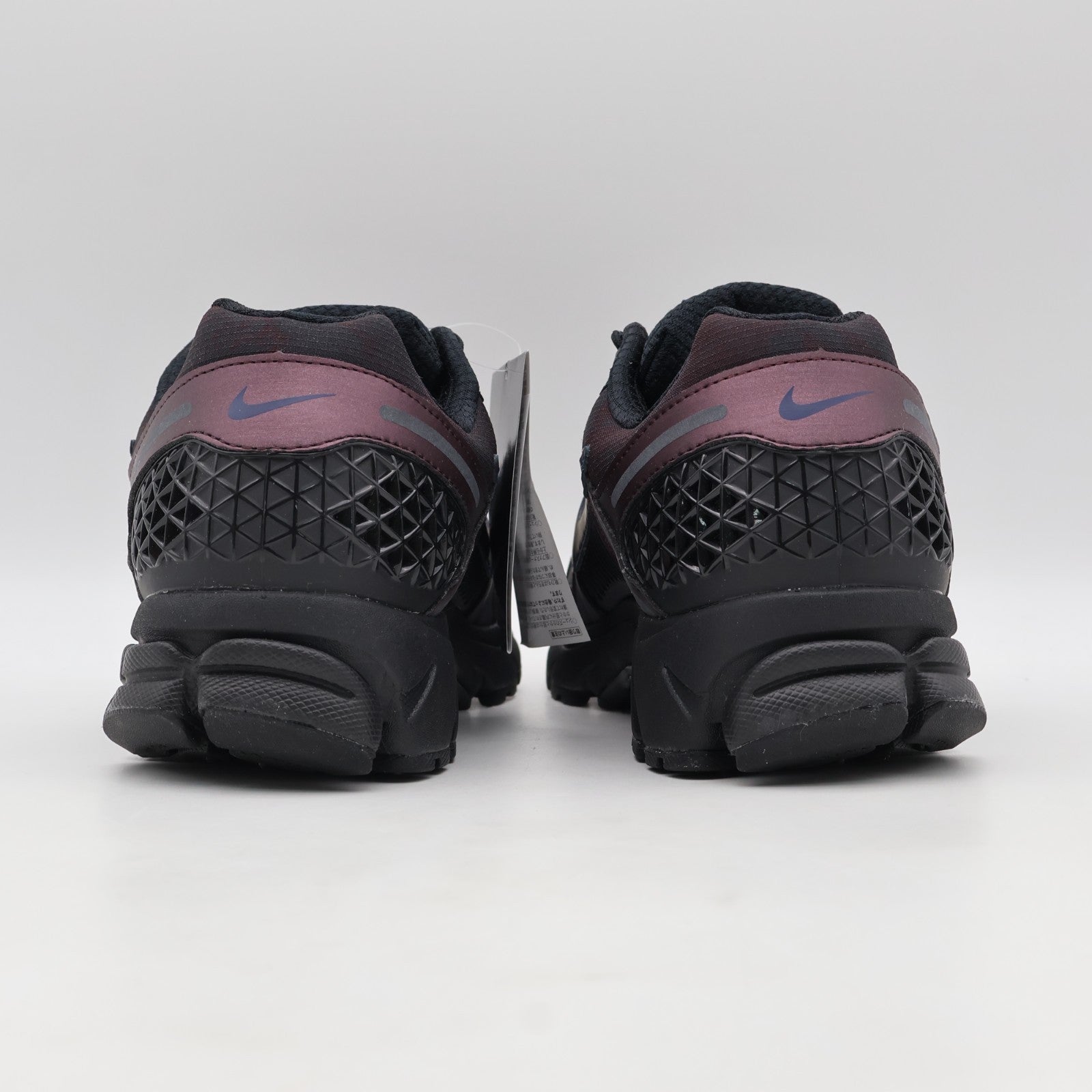 HQ4052-600 Nike Zoom Vomero 5 Burgundy Crush Midnight Navy Black (Women's)