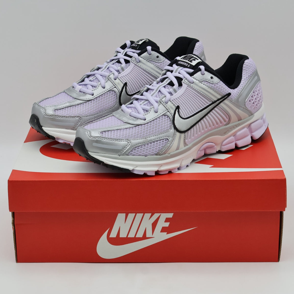 IB7253-500 Nike Zoom Vomero 5 Barely Grape Photon Dust Summit White (Women's)