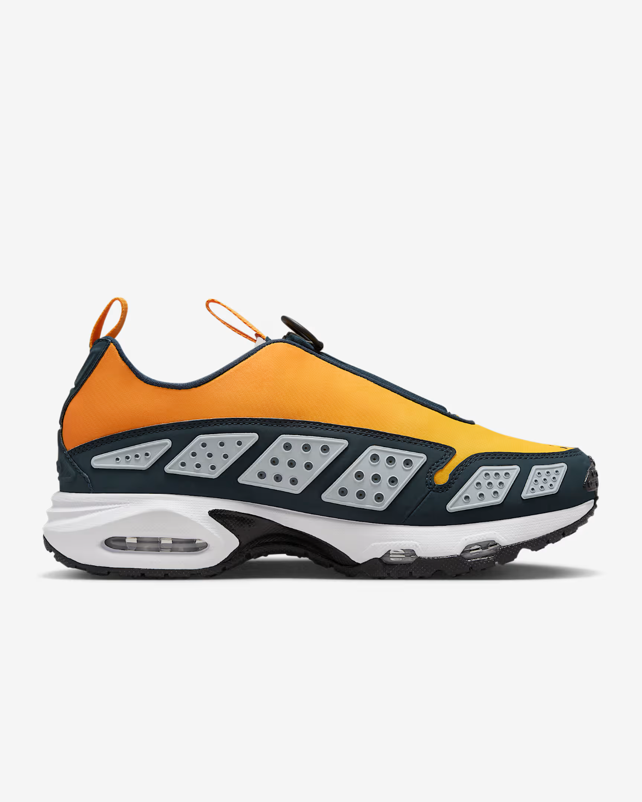 HJ8080-600 Nike Air Max SNDR Sunset (Women's)
