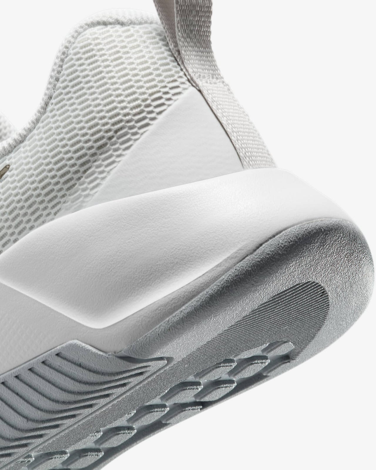 FQ1830-002 Nike MC Trainer 3 Photon Dust White Light Smoke Grey Metalli (Women's