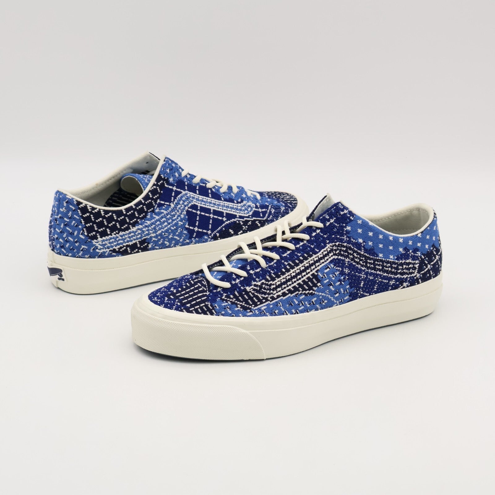 VN000SHXBLU FDMTL Ã OTW by Vans Old Skool 36 Denim (Men's)