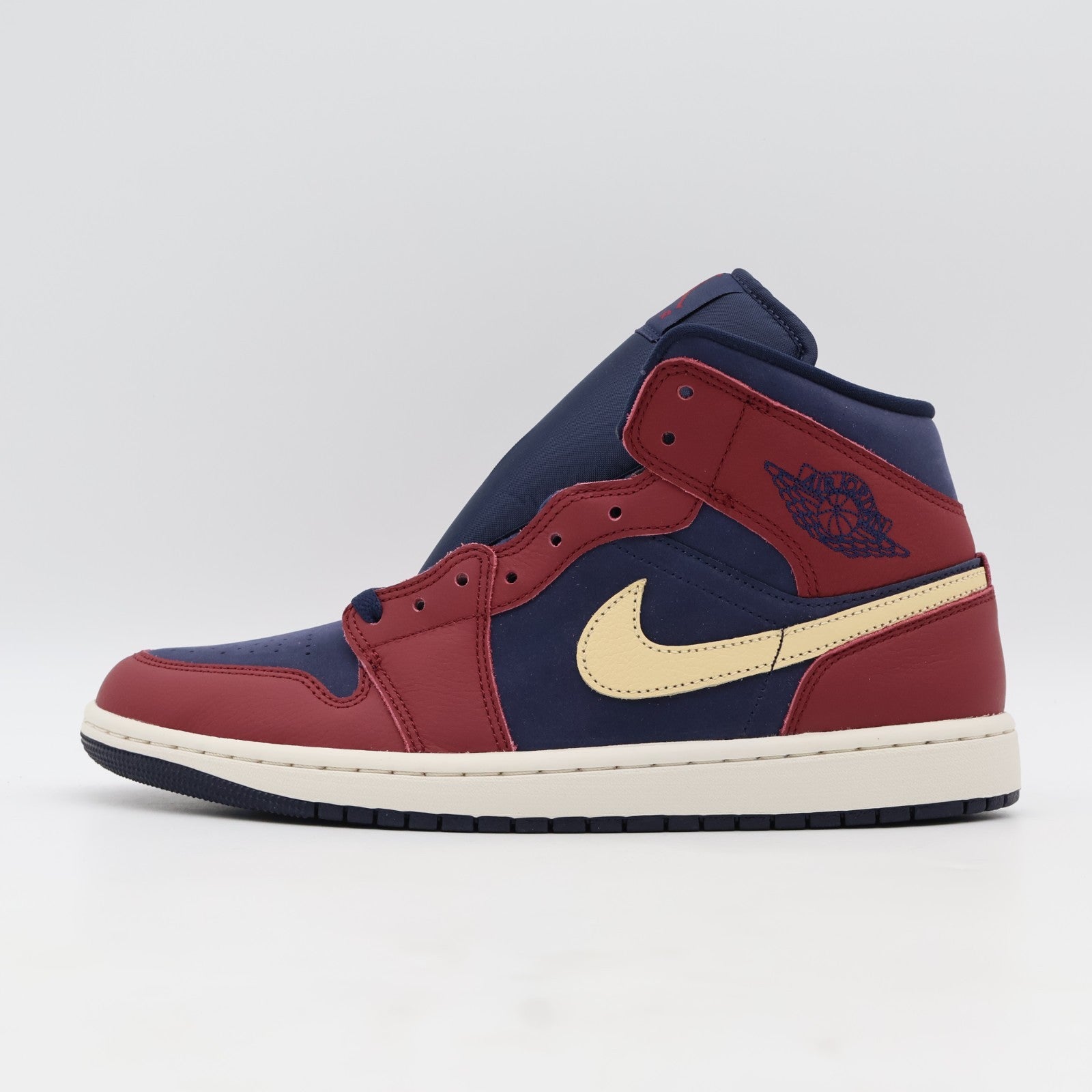 IO7449-600 Nike Air Jordan 1 Mid Team Red (Men's)
