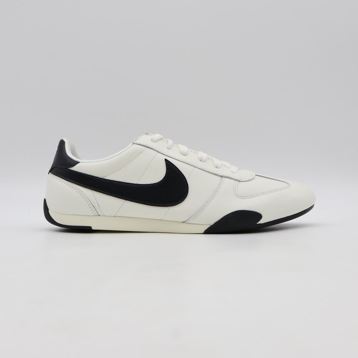 IB7102-100 Nike Women's Sprint Sister SailBlack (Women's)