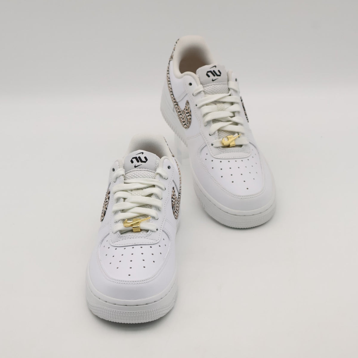 DZ2709-100 Nike WMNS Air Force 1 Low United in Victory White