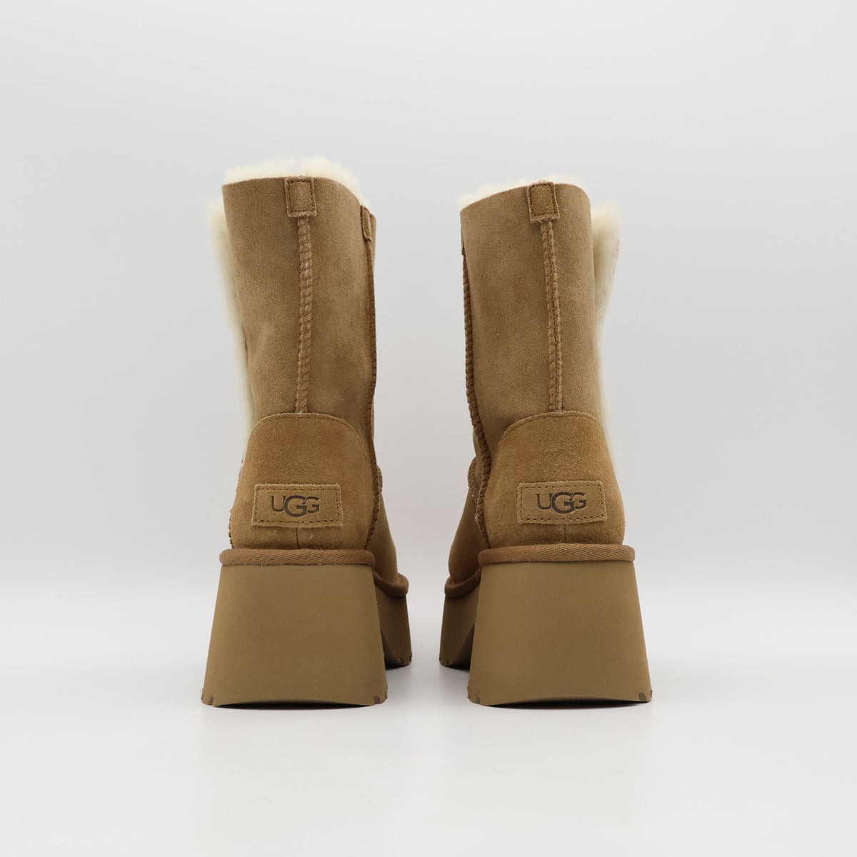 1171533-CHE UGG Esmee Boot Chestnut (Women's)