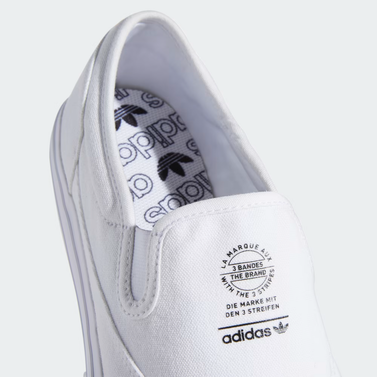 S23725 adidas Nizza RF Slip "Cloud White/Core Black" (Men's)