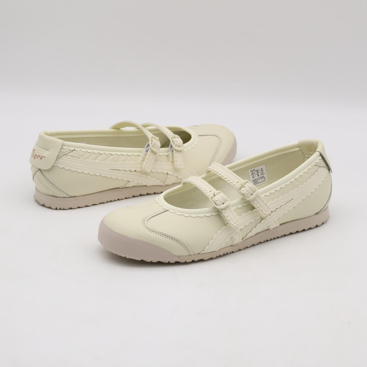 1182A660-752 Onitsuka Tiger Mexico 66 TGRS Ivory Cream (Women's)