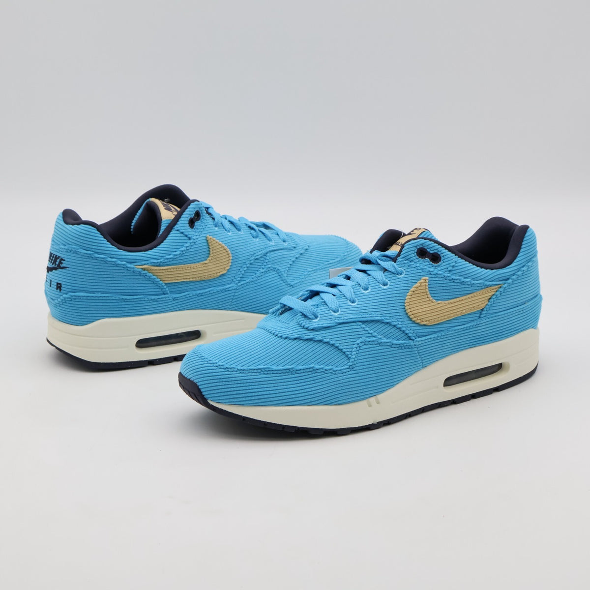 FB8915-400 Nike Air Max 1 PRM Corduroy Baltic Blue Sesame Gridiron Sail Turquois