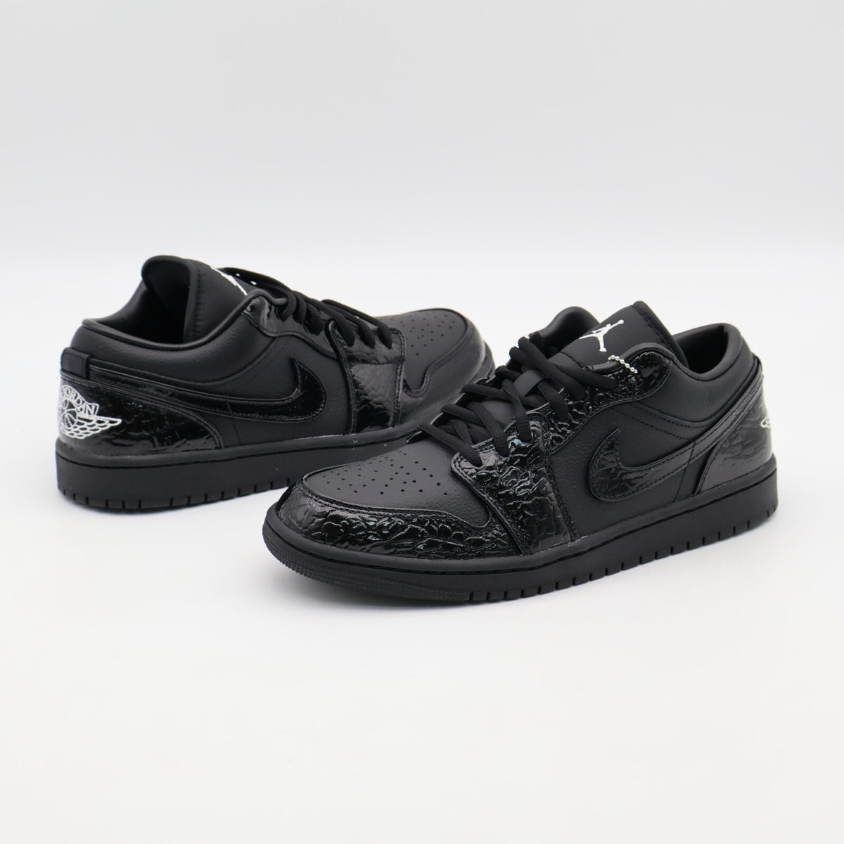 HJ7743-010 Nike WMNS Air Jordan 1 Low SE Black Croc (Women's)