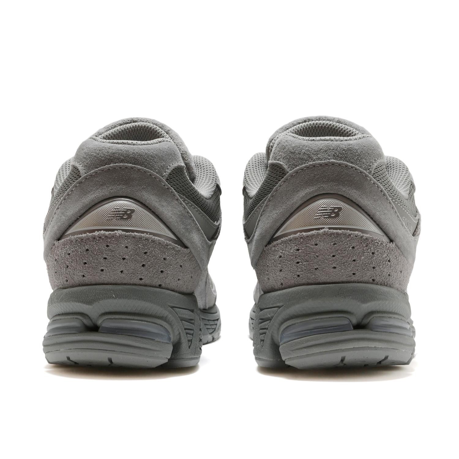 U20021O2 New Balance 2002R Gray (Men's)