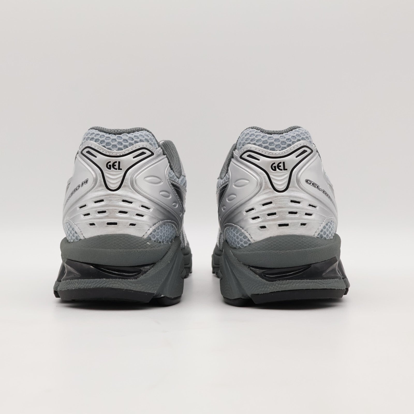 1203A706-020 URBAN RESEARCH Exclusive Asics Gel-Kayano 14 Pure Silver (Men's)