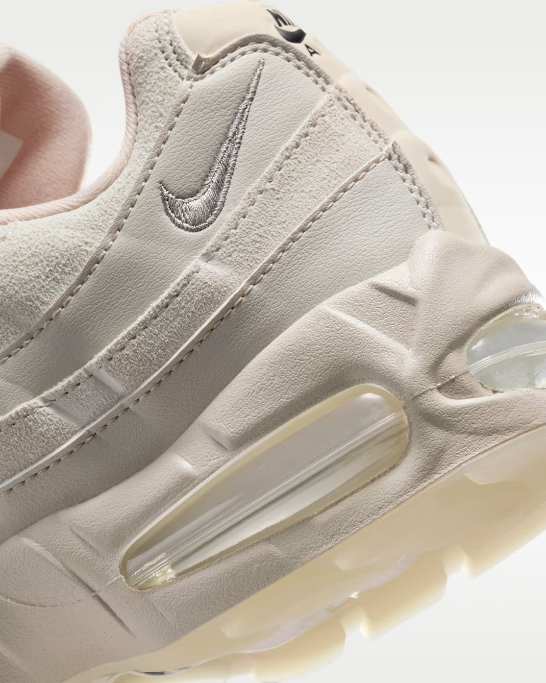 IB6396-101 Nike Women's Air Max 95 Big Bubble "Soft Pearl"