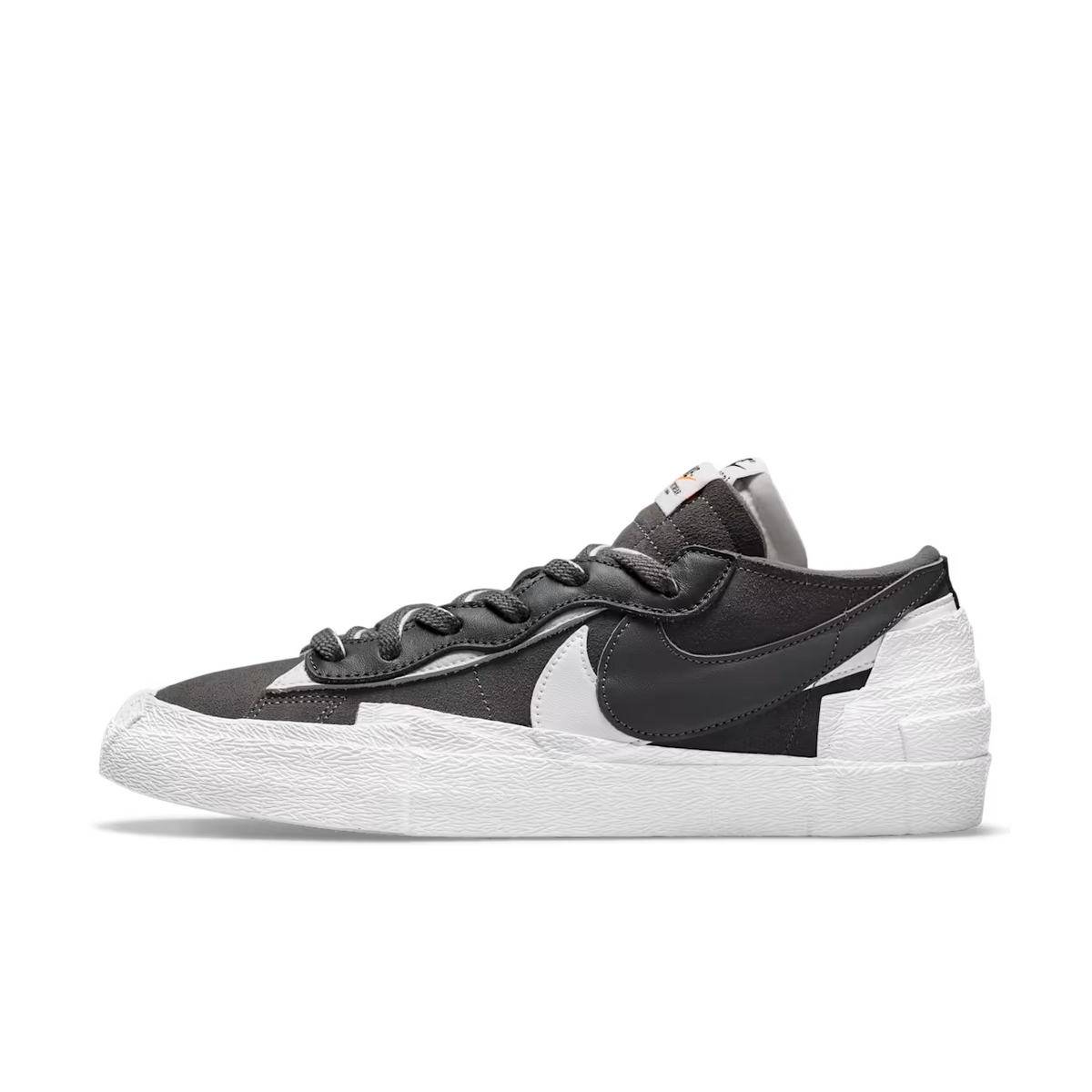 DD1877-002 Sacai Ã Nike Blazer Low "Iron Grey" (Men's)