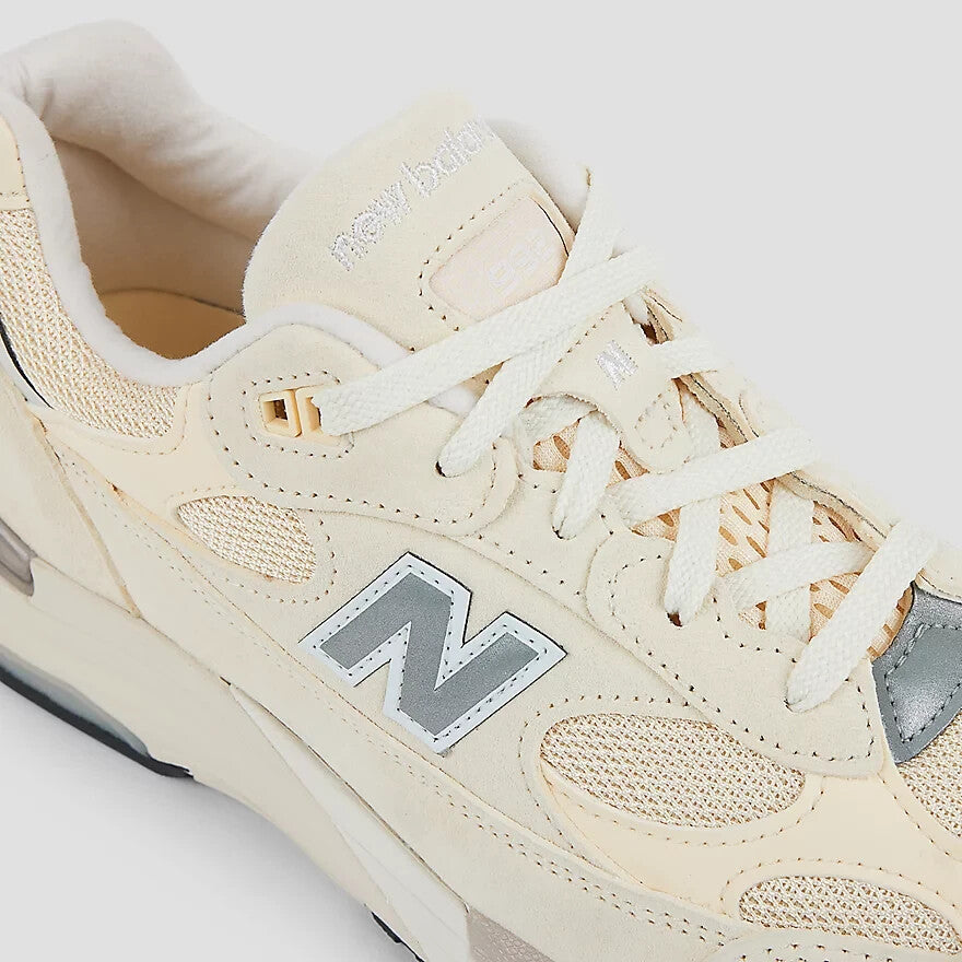 U992MC New Balance 992 Calcium Raw Cashew (Men's)