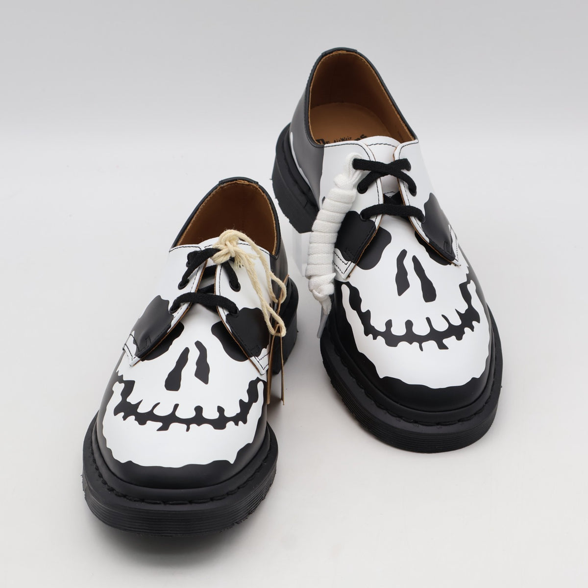 42936001 Supreme Dr.Martens 1461 Skull 3 Eye Shoe Black White (25FW Week14) (Men