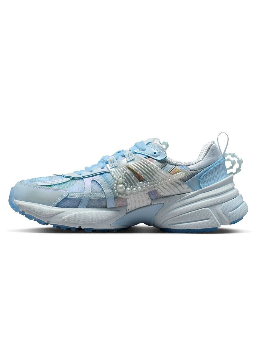IB7426-400 Susan Fang Nike V2K Run Blue Tint (Women's)