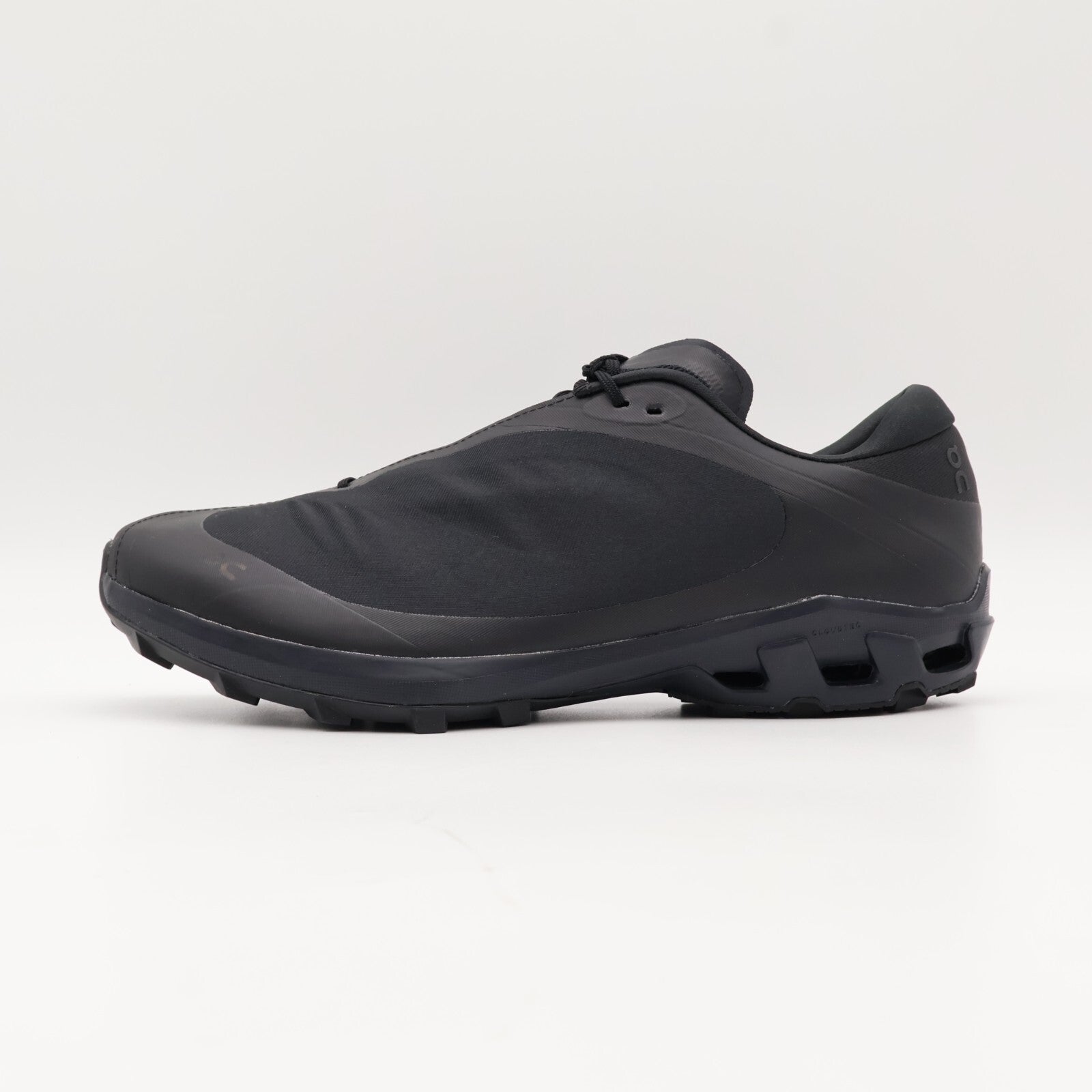 3ME30650485 POST ARCHIVE FACTION On Cloudventure Peak PAF All Black (Men's)