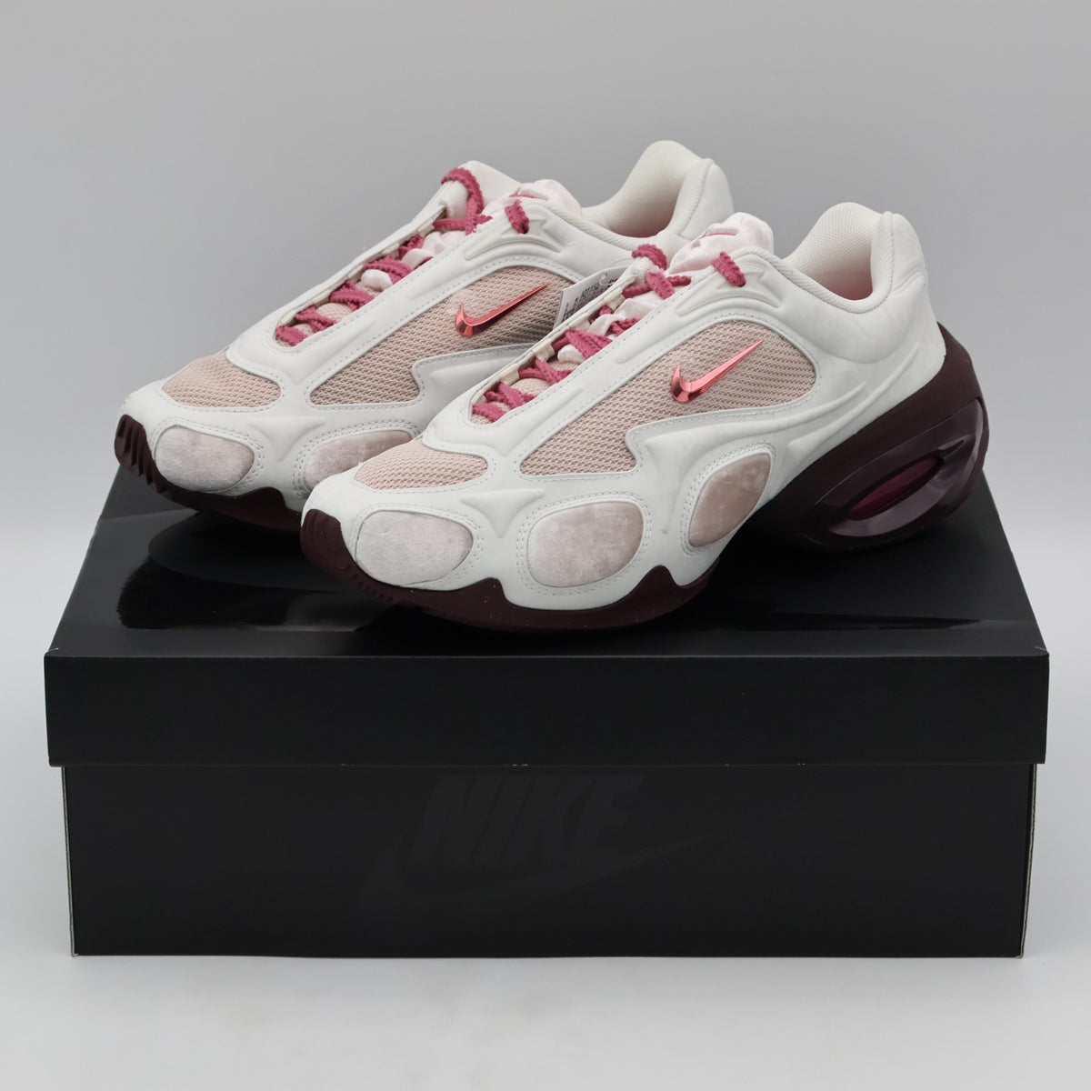 IQ1152-666 Nike Air Max Muse SE Valentine's Day (2026) (Women's)