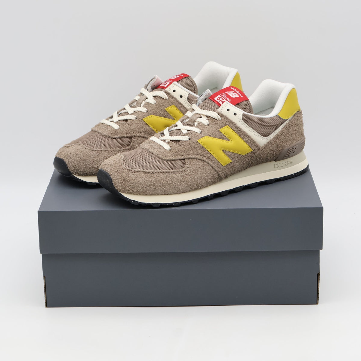 U574BYW B:MING by BEAMS Exclusive New Balance 574 Mushroom (Men's)