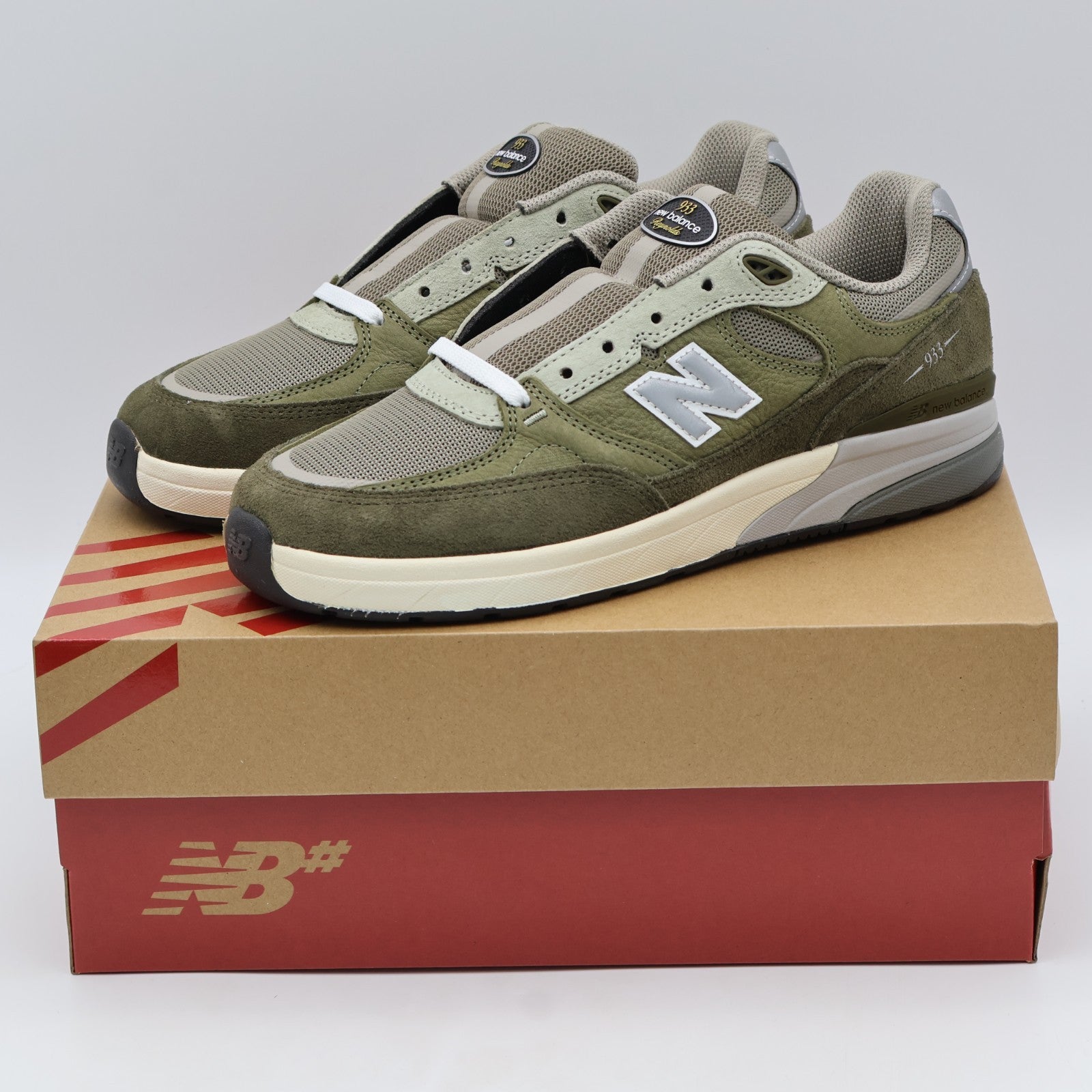 NM933JKL Andrew Reynolds Ã New Balance Numeric 933 Olive Olive (Men's)