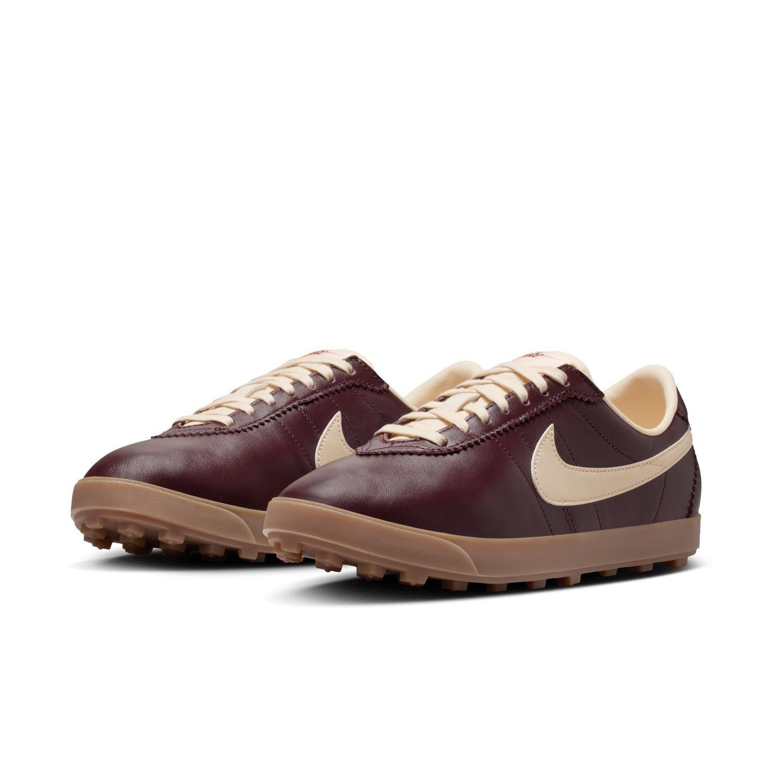 II1259-600 Nike ASTROGRABBER LEATHER BURGUNDY CRUSH MUSLIN GUM (Women's)