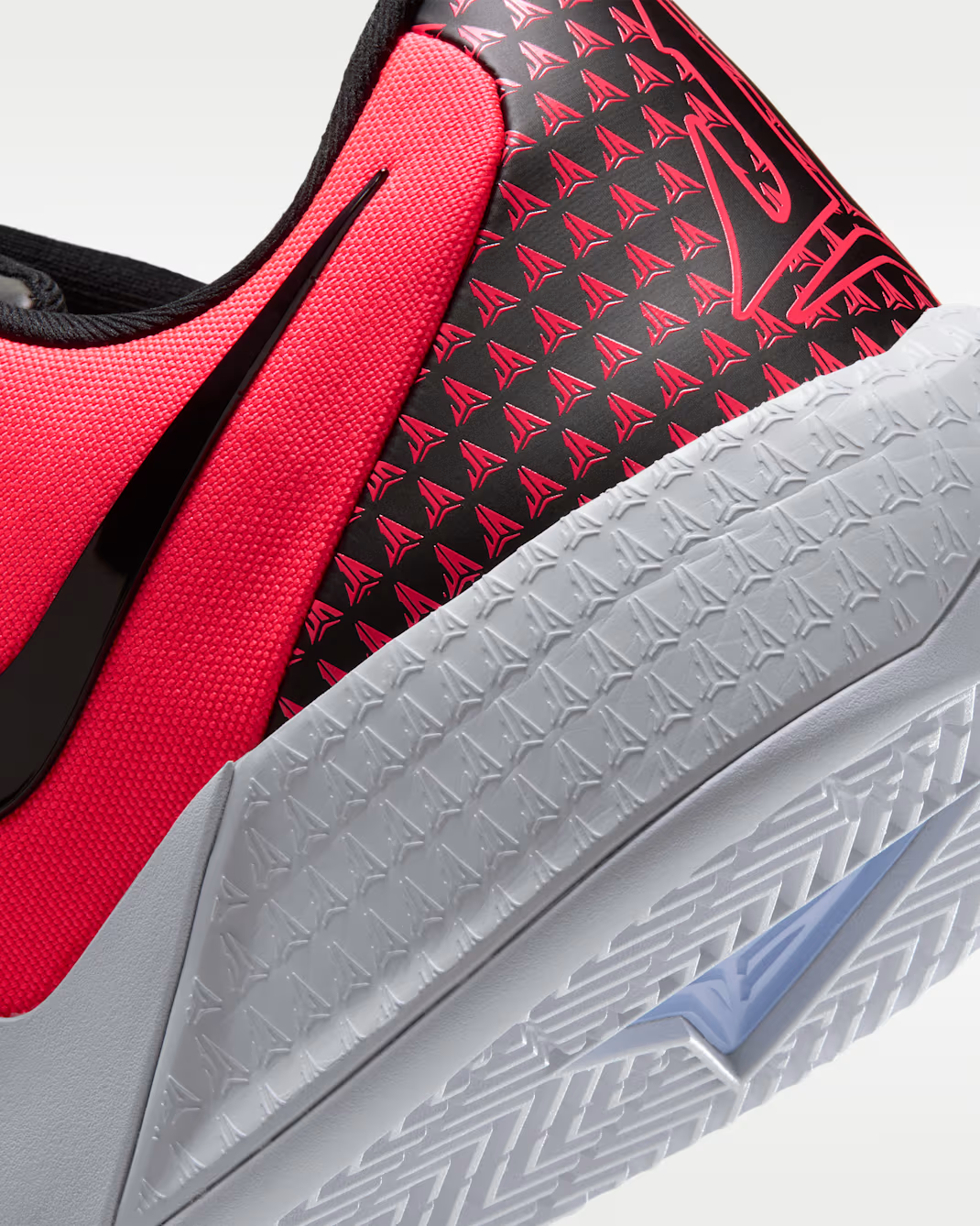 IM4162-600 Nike Twelve Time EP Basketball Shoes (Men's)