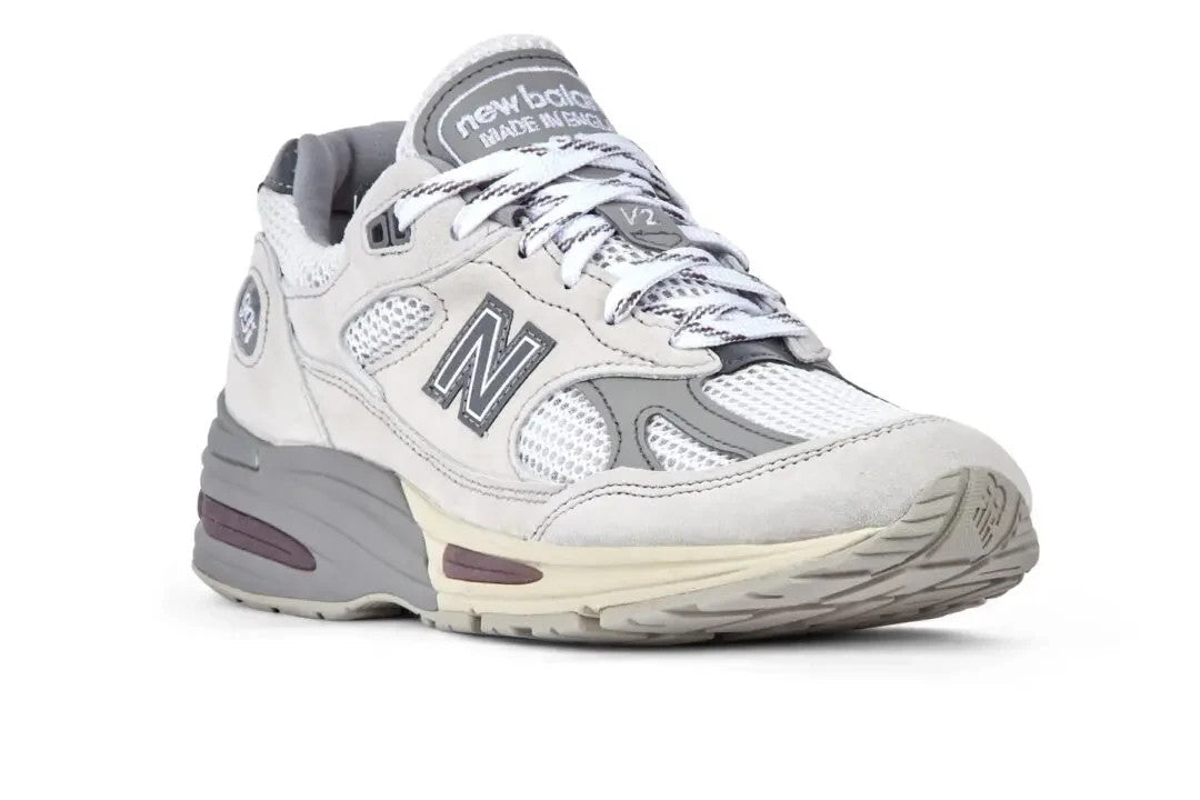 U991AC2 New Balance 991V2 Made in UK "Wind Chime/Brilliant White" (Men's)