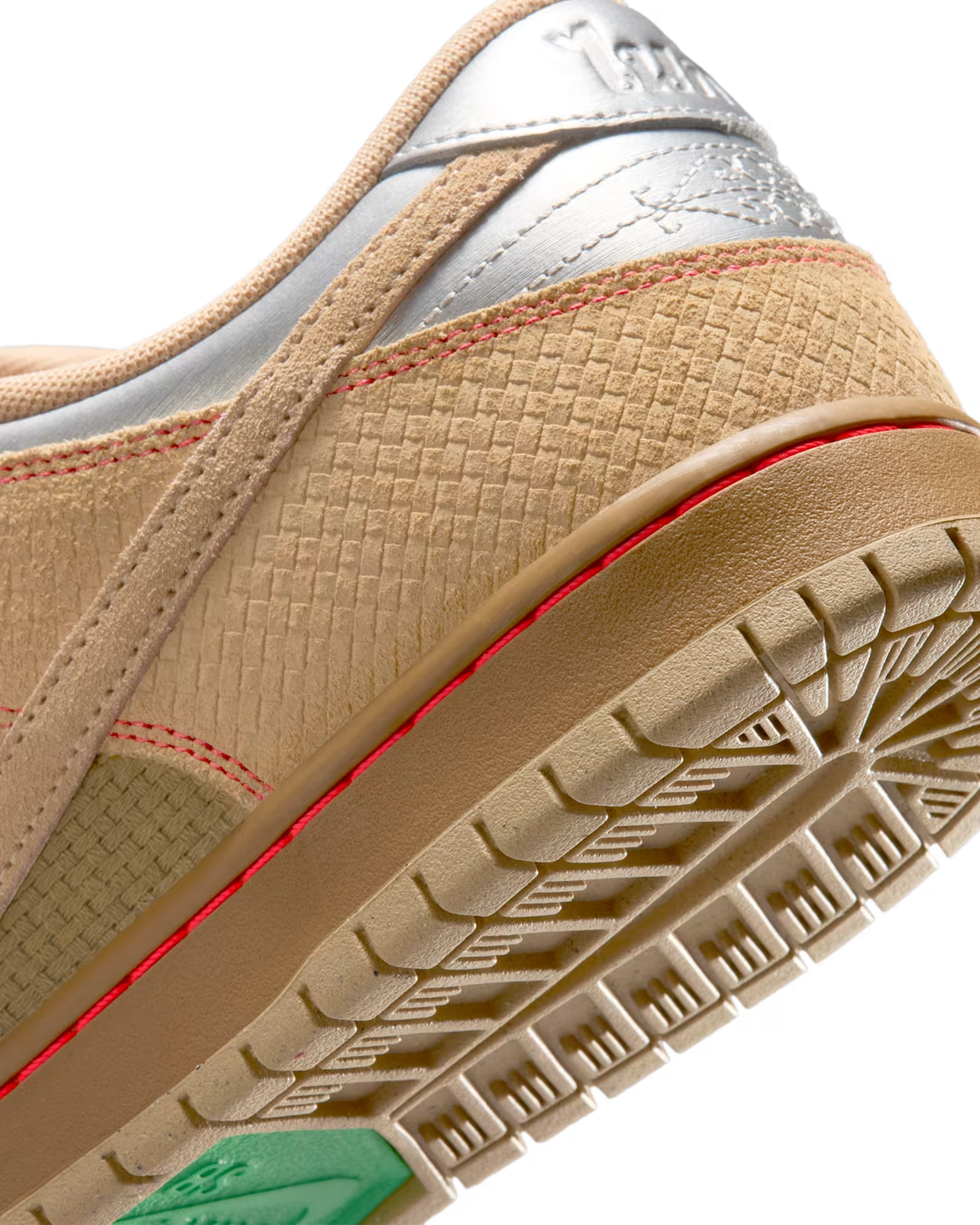 IB6206-701 Nike SB Dunk Low Songkran Som Tum (Men's)