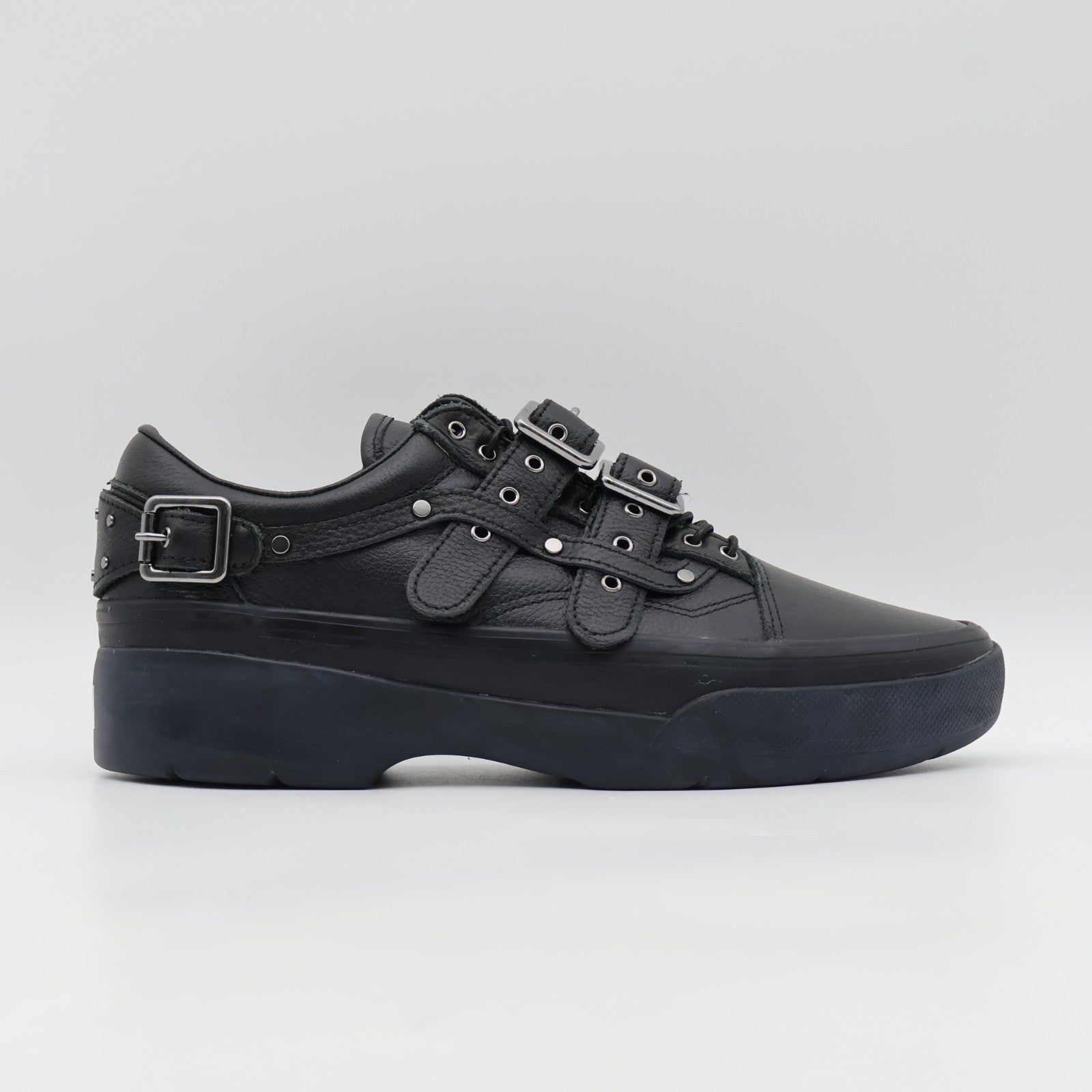 VN000EEDBLK Vans Premium Old Skool Buckle Black Efron Danzig (Men's)
