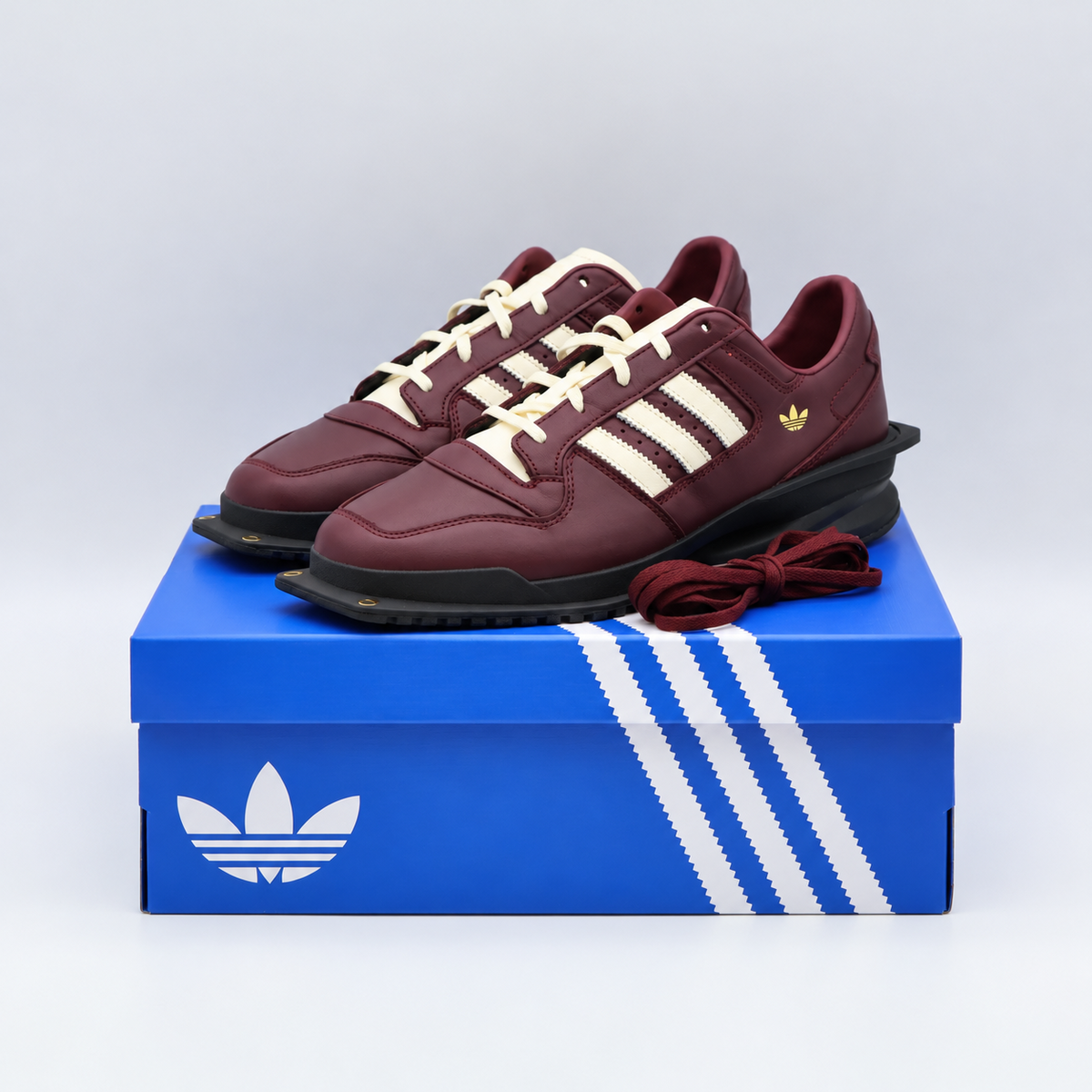 KK1586 adidas FORUM SQ Shadow Red Cream White Core Black (Women's)