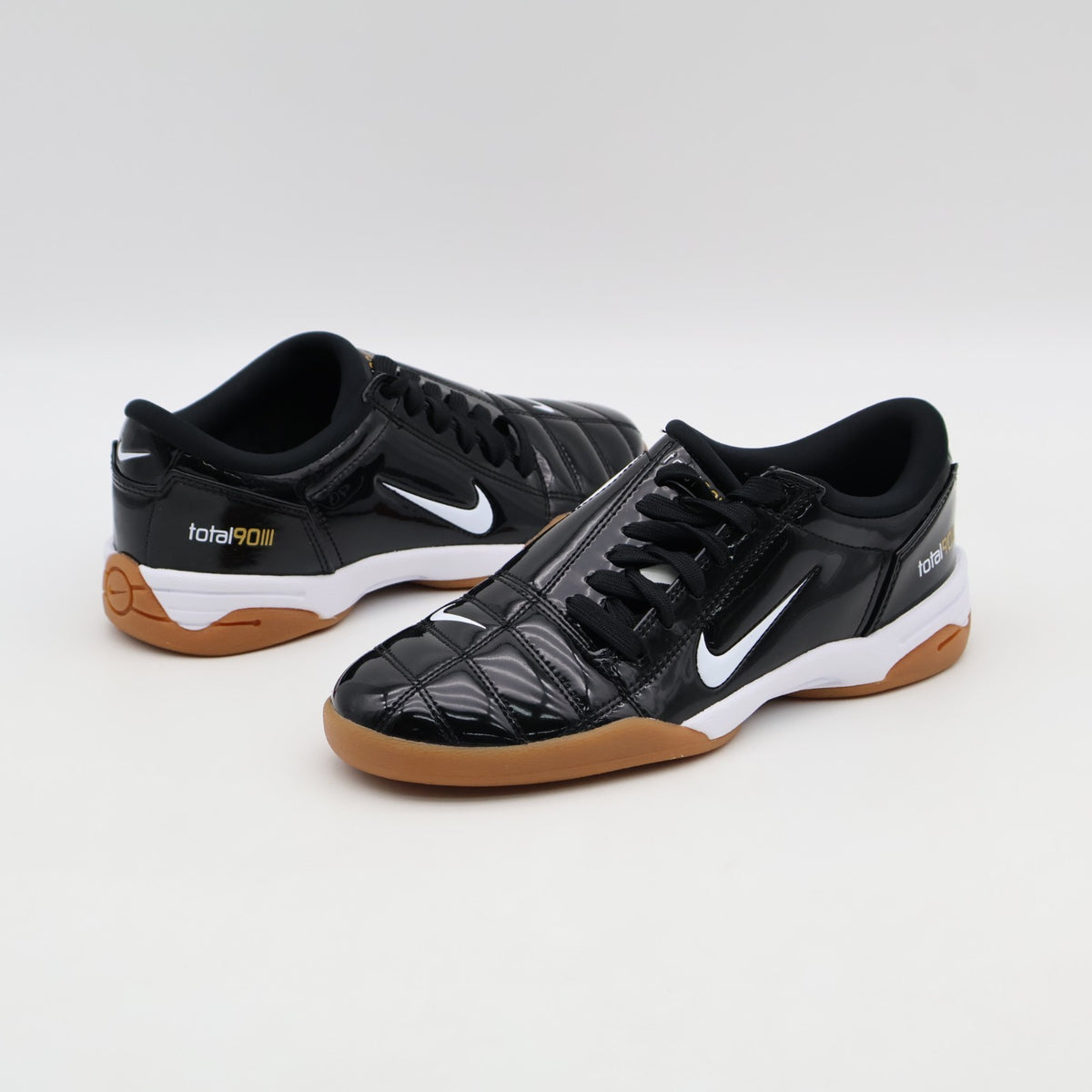 IB5666-001 Nike Total 90 3 Black White Metallic Gold (Women's)
