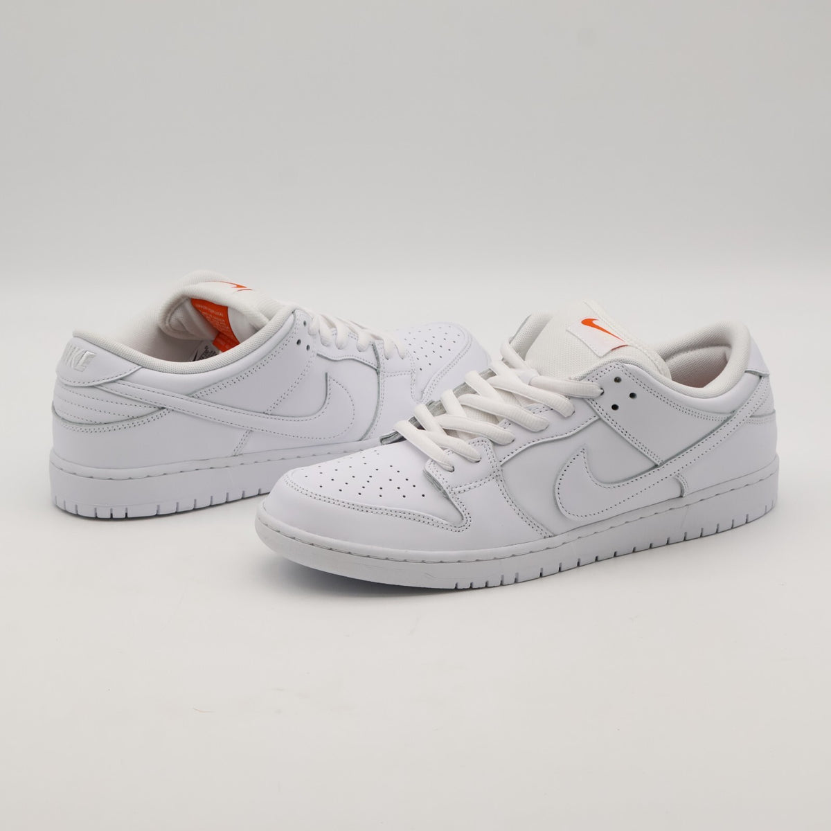 FJ1674-100 Nike SB Dunk Low Pro ISO Triple White (Men's)