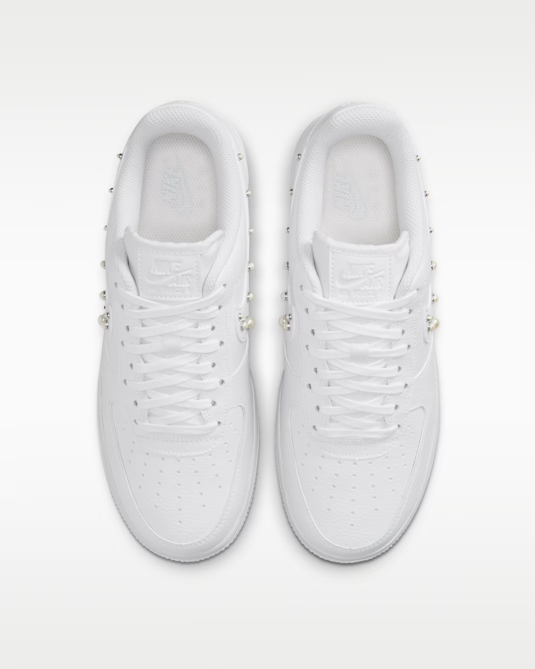 IU7557-100 Nike Women's Air Force 1 Low Pearl Swoosh (Women's)