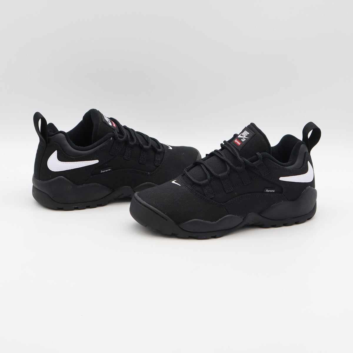 FQ3000-001 Supreme Nike SB Darwin Low Black White Anthracite (Men's)