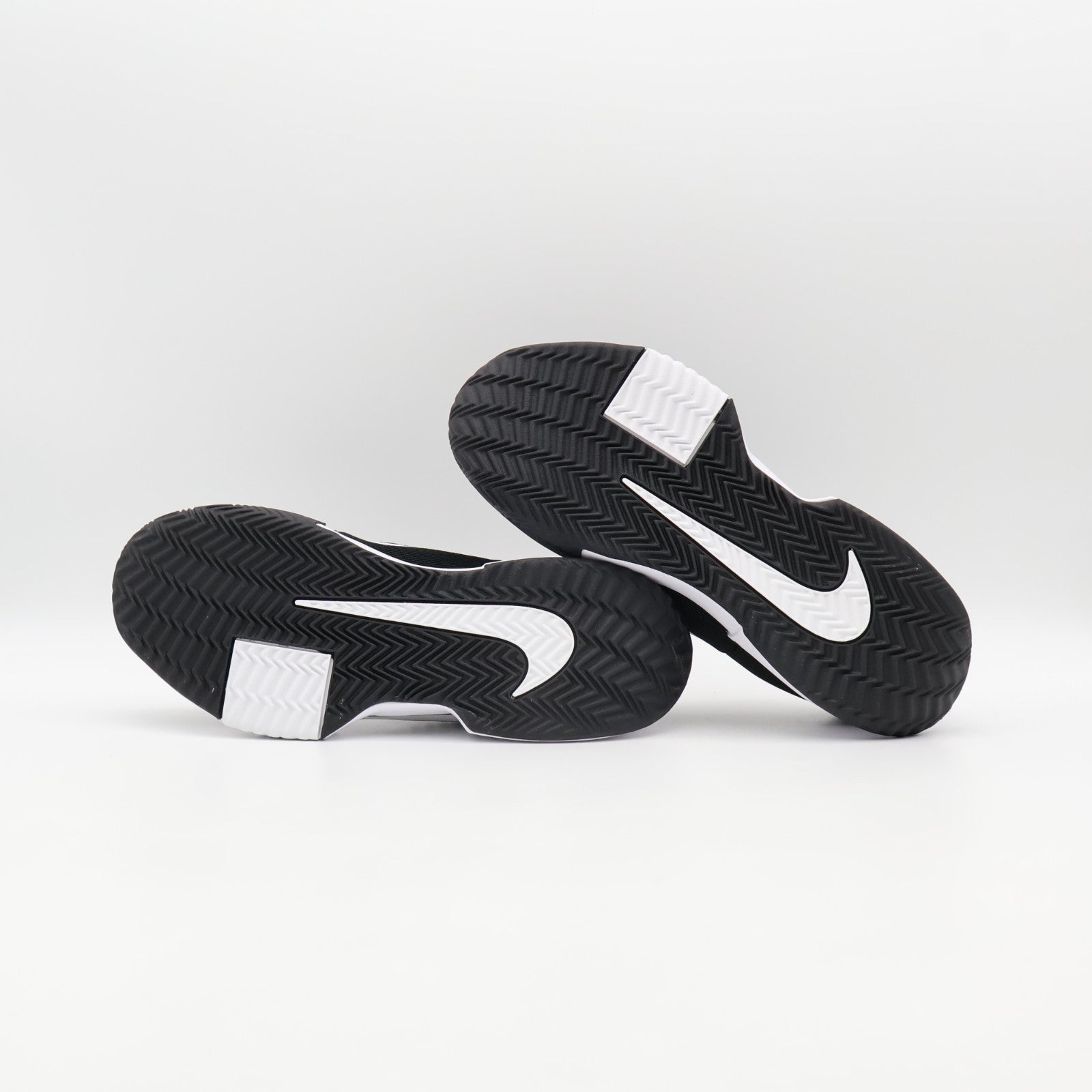 FJ7767-001 Nike Zoom GP Challenge Pro Clay Court Tennis Shoes (Men's)