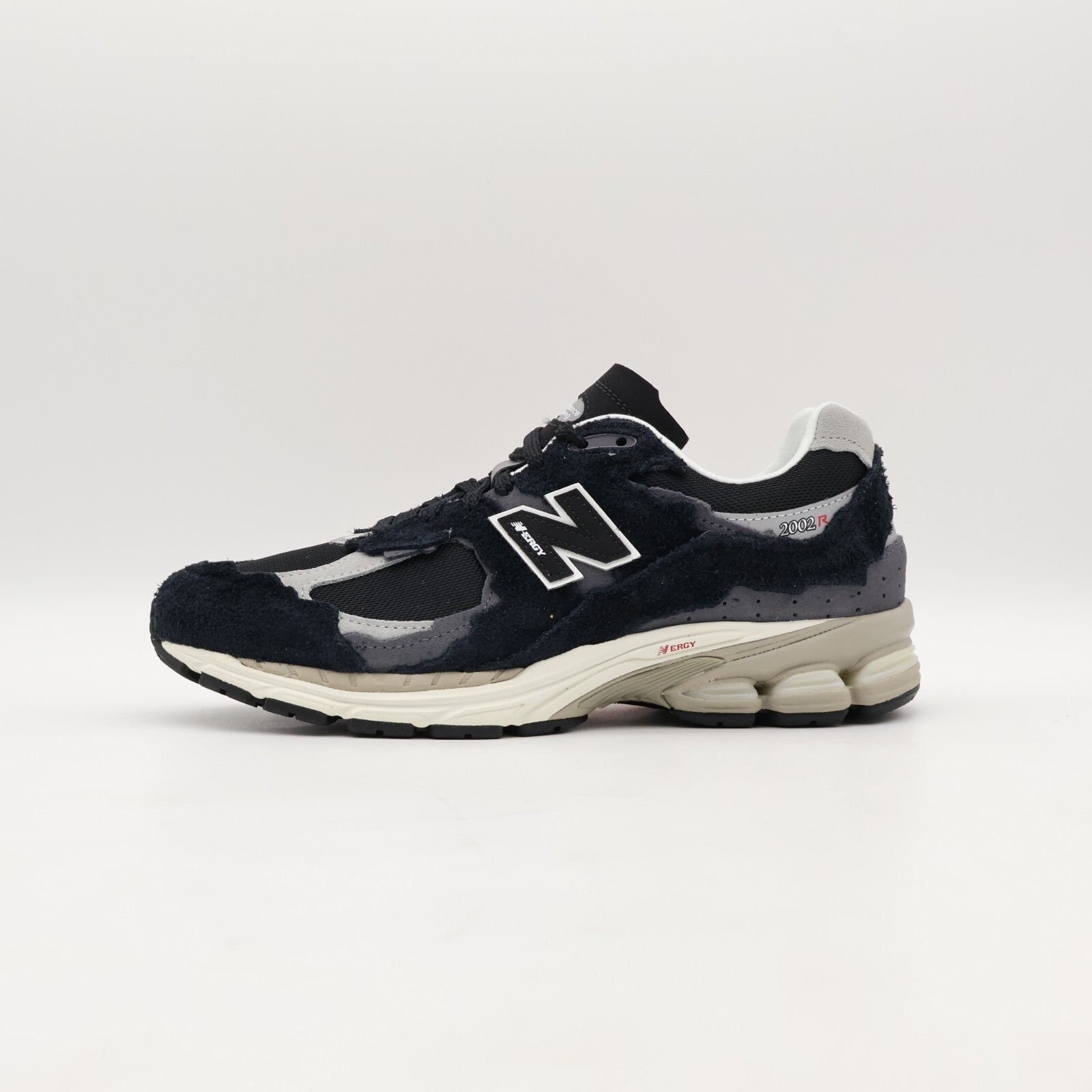 M2002RDJ New Balance 2002R Protection Pack Black Grey
