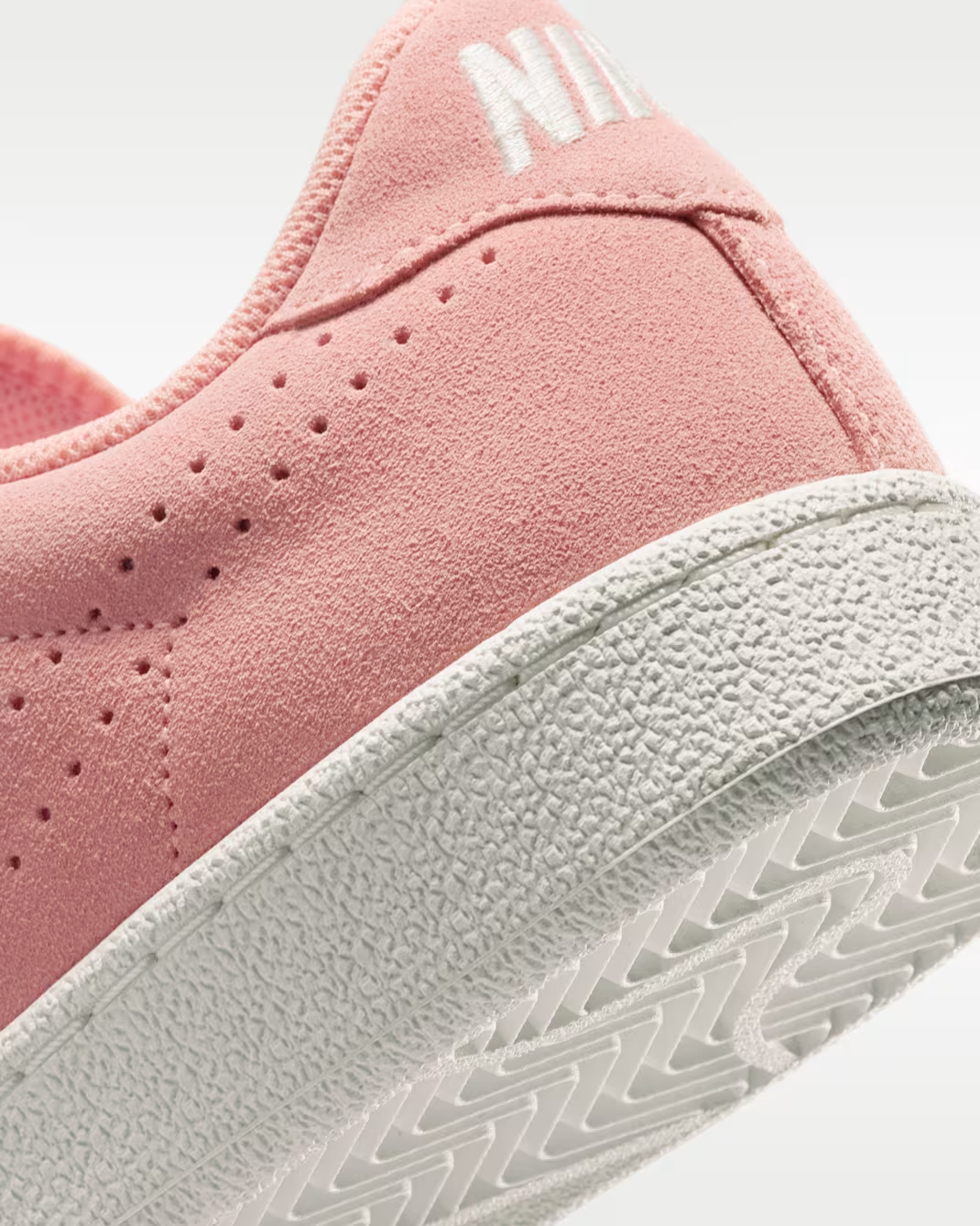 IQ7388-800 Nike Tennis Classic Arctic Orange Sail (Women's)