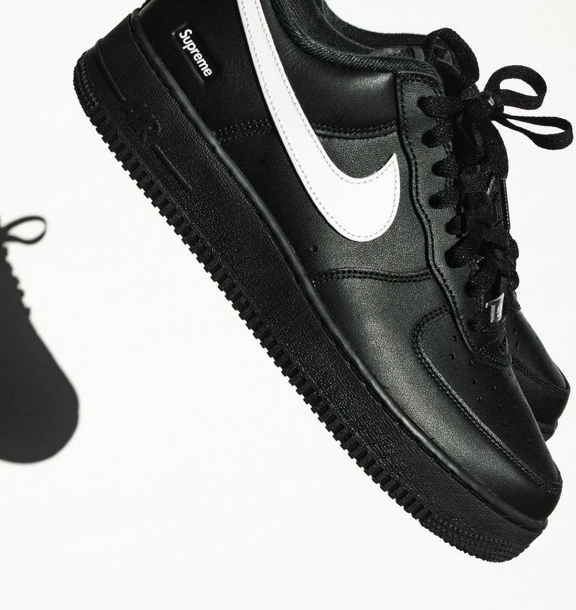 CU9225-002 Supreme Nike Air Force 1 Low Black White 25FW Week4 (Men's)