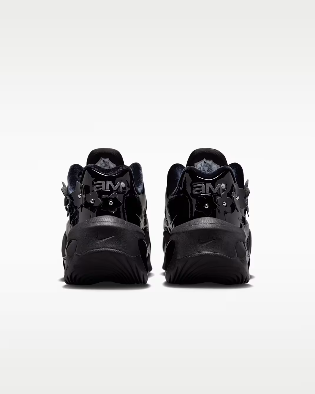 IR8633-001 Nike Air Max Muse "Black/Metallic Silver" (Women's)