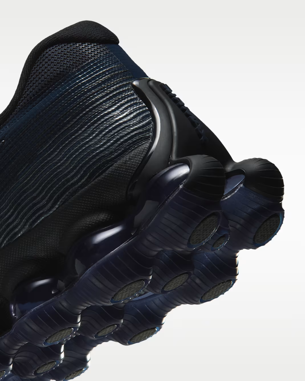 IV6097-400 Nike Air Liquid Max AW "Obsidian/Black" (Men's)