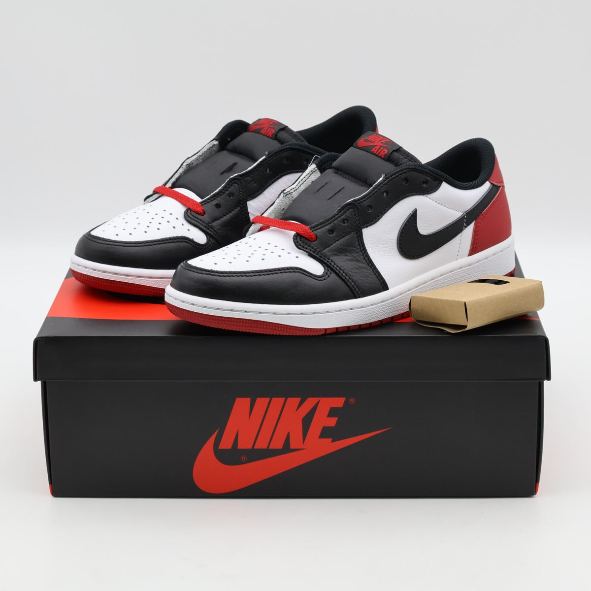 CZ0790-106 Nike Air Jordan 1 Retro Low OG Black Toe (Men's)