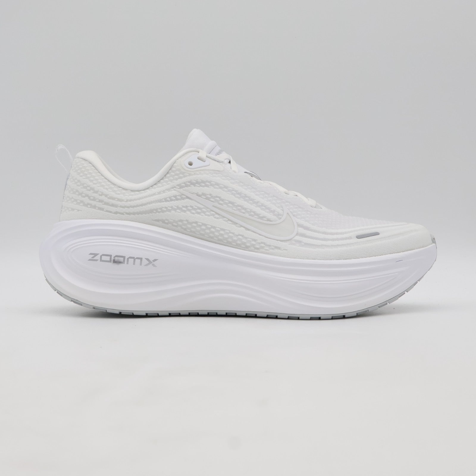 HV8150-102 Nike Vomero Plus White Photon Dust Metallic Silver Summit (Men's)