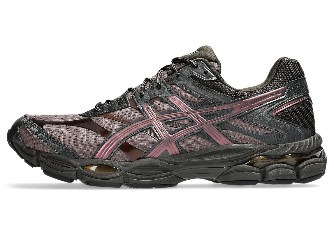 1203B072-200 Asics Gel-Cumulus 16 "Cocoa Powder/Black" (Men's)
