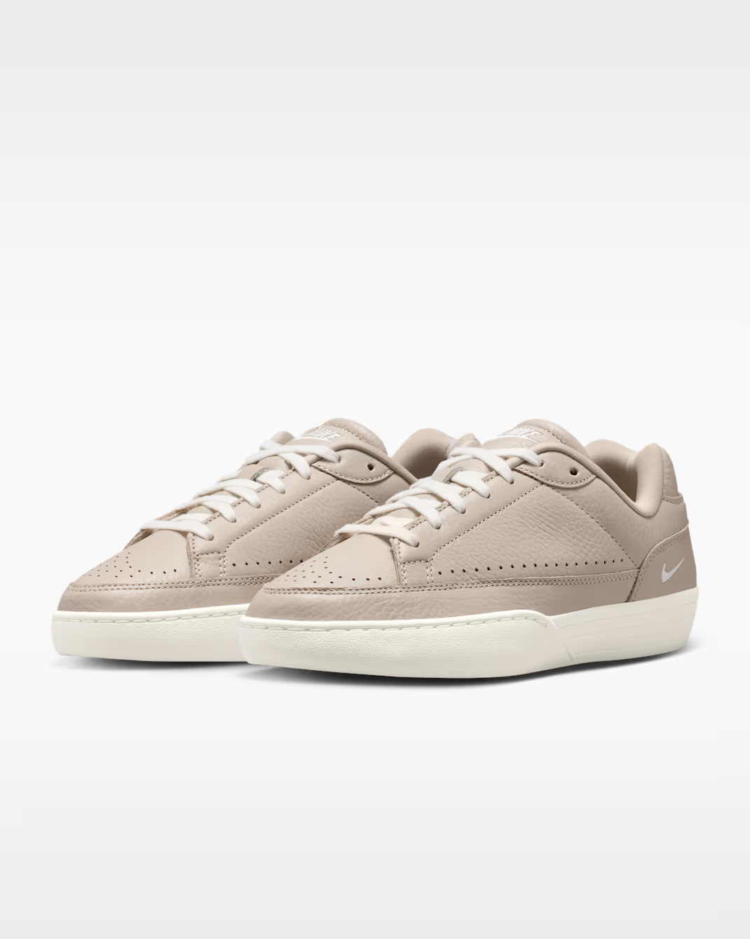 IM5955-201 Nike Tennis Center "Cream 2" (Women's)