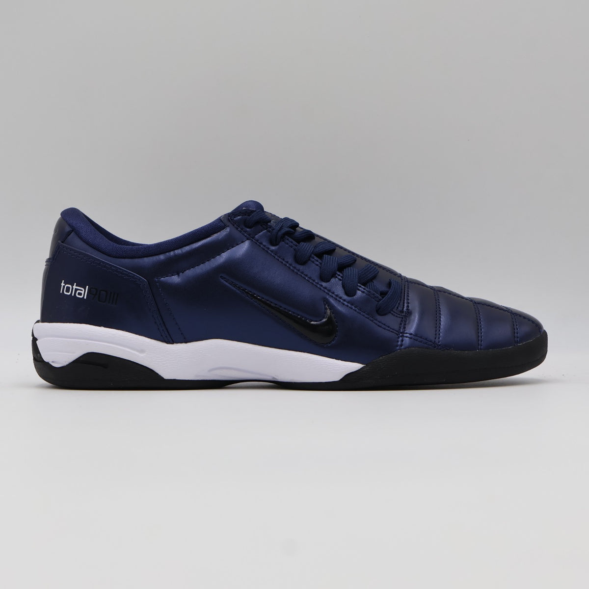 IM7595-400 Nike Total 90 3 Midnight Navy White Black (Women's)